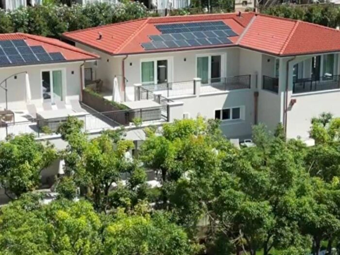 Casa con 6 locali in affitto in Via della Somma, Centro, San Felice del Benaco