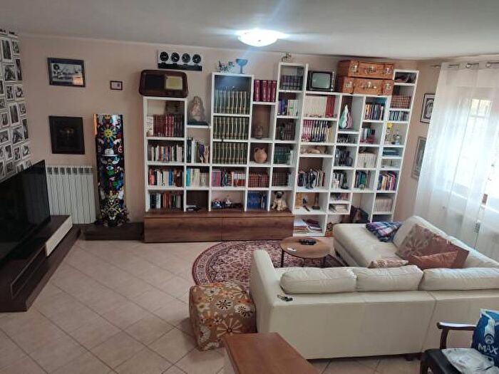 Casa con 5 locali in vendita in Via dellOlmo, Ceccano