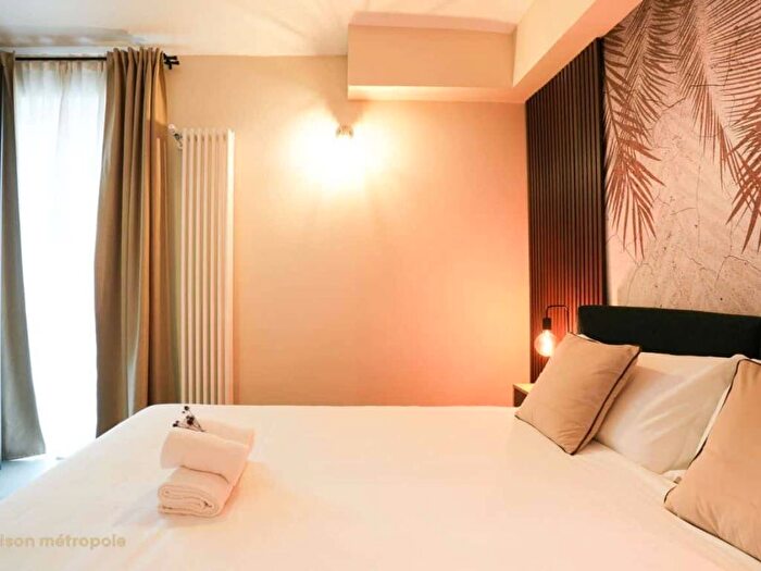 Appartamento trilocale in affitto in Corso Giulio Cesare, Aurora, Torino