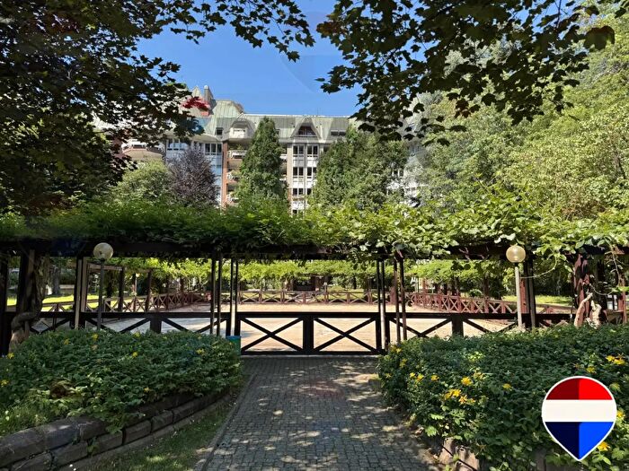 Appartamento con 5 locali in vendita in Via Fetonte, Milano