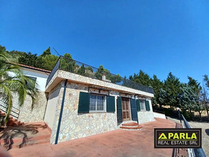 Appartamento con 6 locali in vendita in Contrada Angeli Frontè, Agira