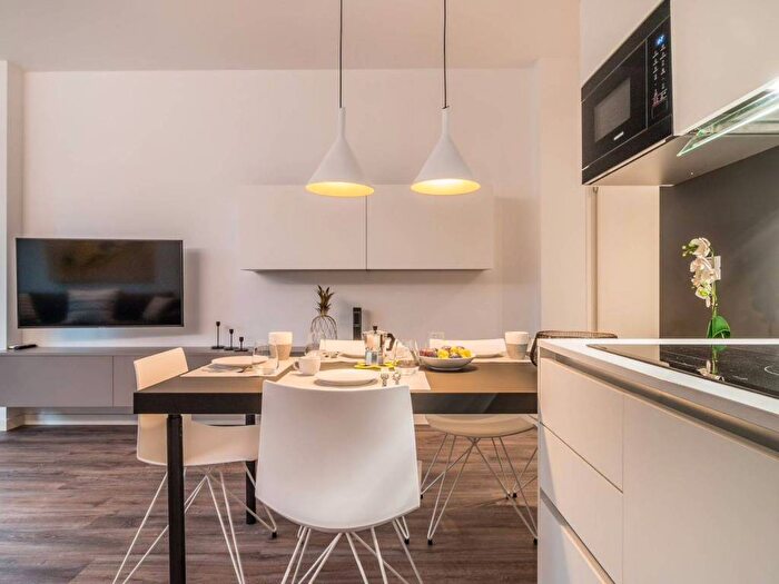 Appartamento trilocale in affitto in Viale Luzzatti, Treviso