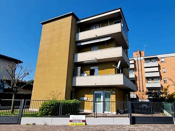 Appartamento quadrilocale in vendita in Via Biagio Rossetti, Carpi