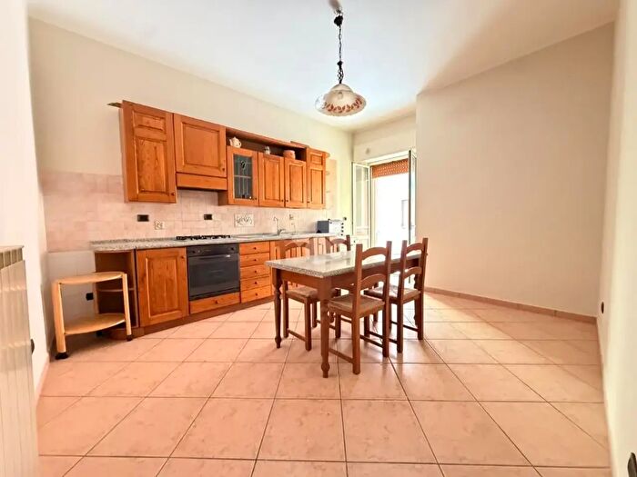 Appartamento con 5 locali in vendita in Via Tiburtina, Frosinone