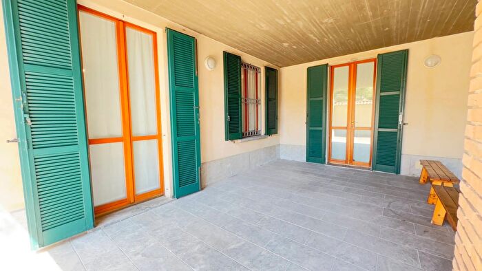 Appartamento trilocale in vendita in Vicolo Vismara, Vimercate