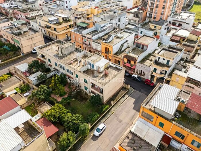 Casa quadrilocale in vendita in Via Milano, Galatina
