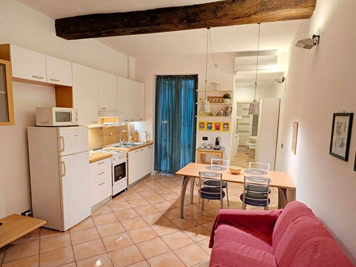 Appartamento monolocale in affitto in Via Nosadella, Saragozza dentro le Mura, Bologna