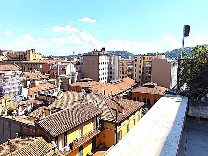 Casa bilocale in affitto in Via S Gervasio, Centro Storico, Bologna