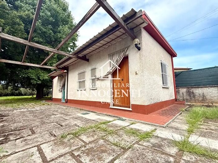 Casa bilocale in vendita in Ione Mare Via SalvettiVia Sa, Massa