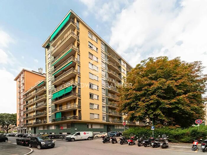 Appartamento trilocale in affitto in Corso nello E Carlo Rosselli B, Torino