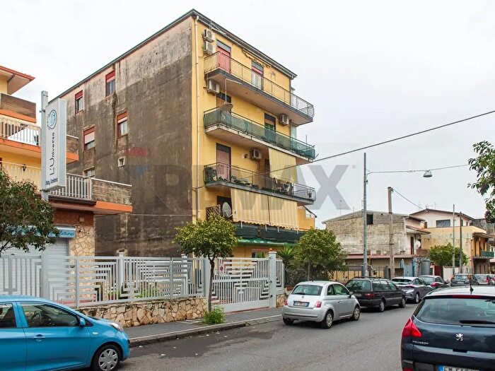 Appartamento con 5 locali in vendita in Via Lenin, Misterbianco