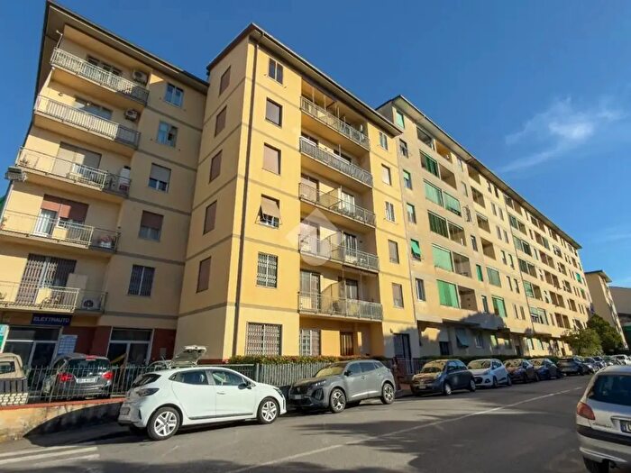 Appartamento trilocale in vendita in Via Giotto, Scandicci