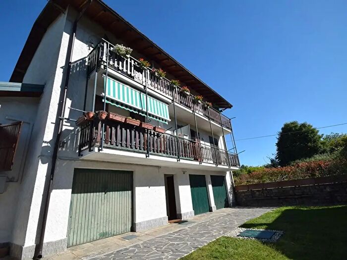 Appartamento bilocale in vendita in Via delle Azale, Pisano