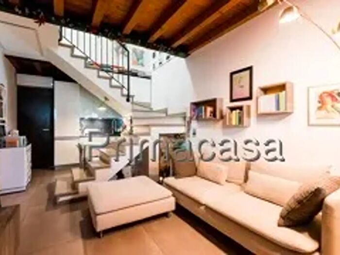 Appartamento trilocale in vendita in Via delle Corde, Verona