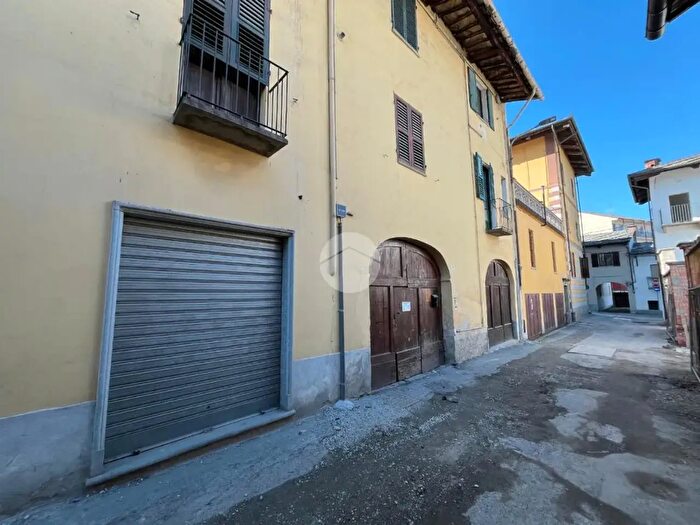 Appartamento quadrilocale in vendita in Via Pettinotti, Barge