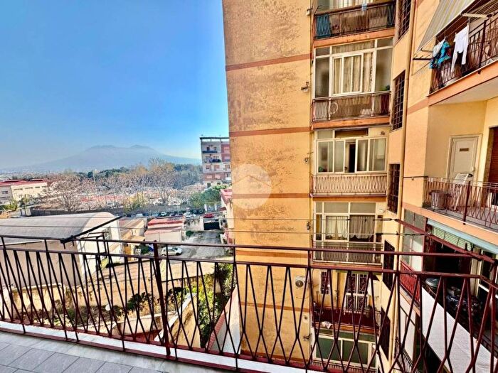 Appartamento trilocale in affitto in Via via nazionale delle puglie, Arpino, Casoria