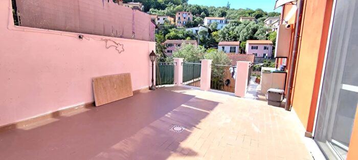 Appartamento con 5 locali in vendita in La Spezia