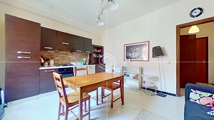 Appartamento con 5 locali in vendita in Pisa