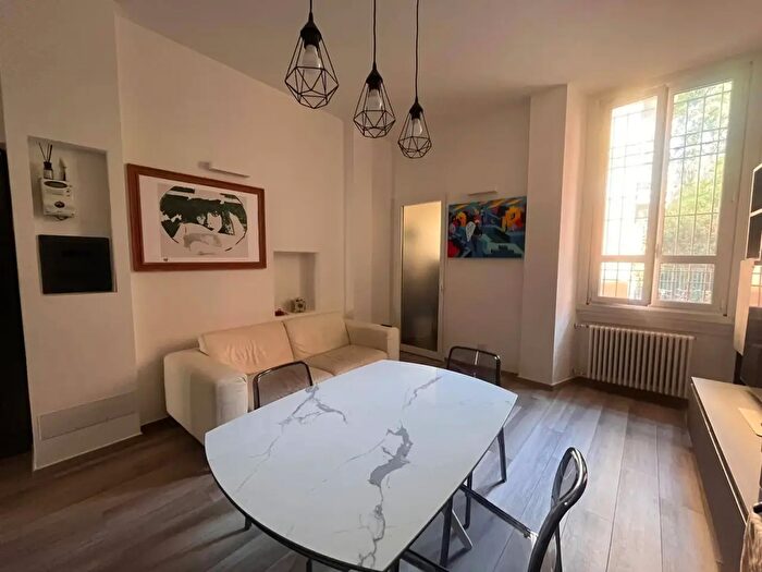 Appartamento trilocale in affitto in Via Domenico Cucchiari, Milano