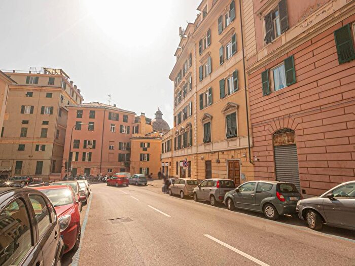 Appartamento monolocale in affitto in Via Brignole de Ferrari, Carmine, Genova