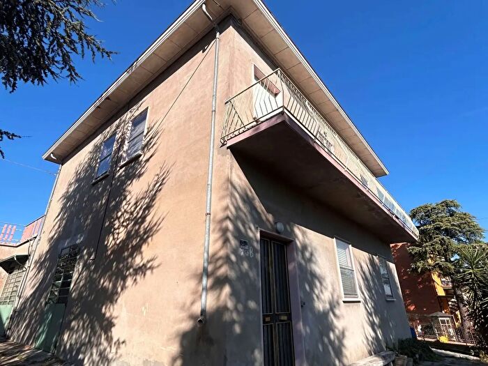 Casa con 7 locali in vendita in Via Consolare, Rimini