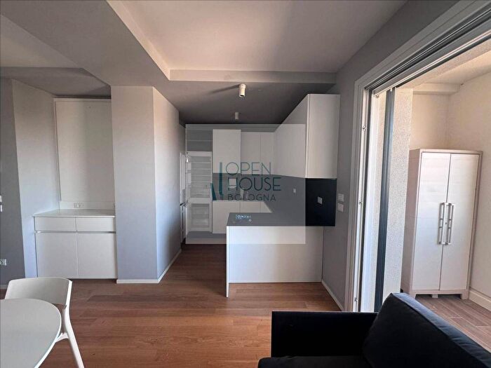 Appartamento trilocale in affitto in Via Isabella Colbran Bologna, Noce Pescarola, Bologna