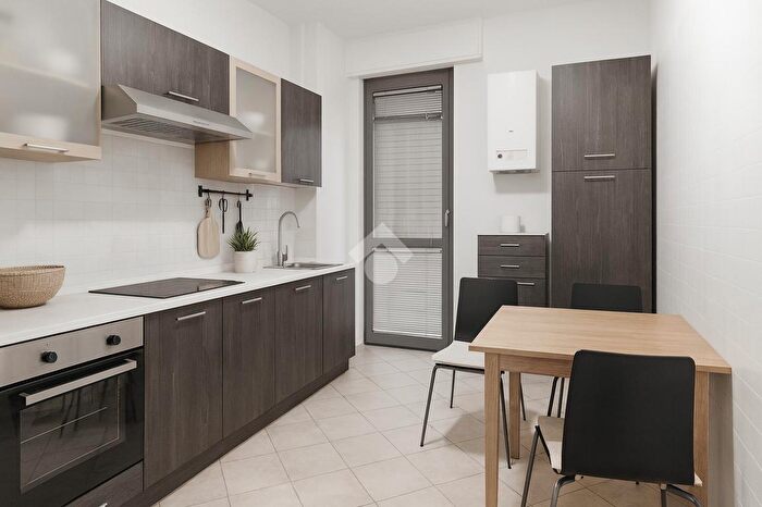 Appartamento bilocale in vendita in Via Tre Venezie, Meda