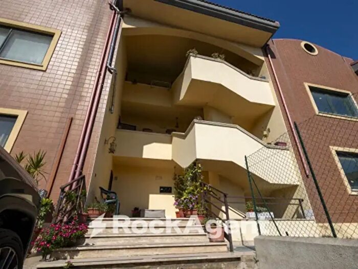 Casa trilocale in vendita in Via Bisceglia Catanzaro, Catanzaro