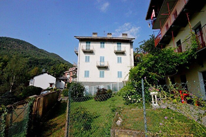 Casa con 11 locali in vendita in Via Pessinetto Fuori Pessinetto, Pessinetto