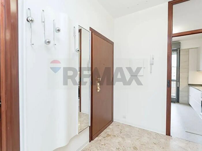 Appartamento quadrilocale in affitto in Via Privata Jan Sibelius, Milano