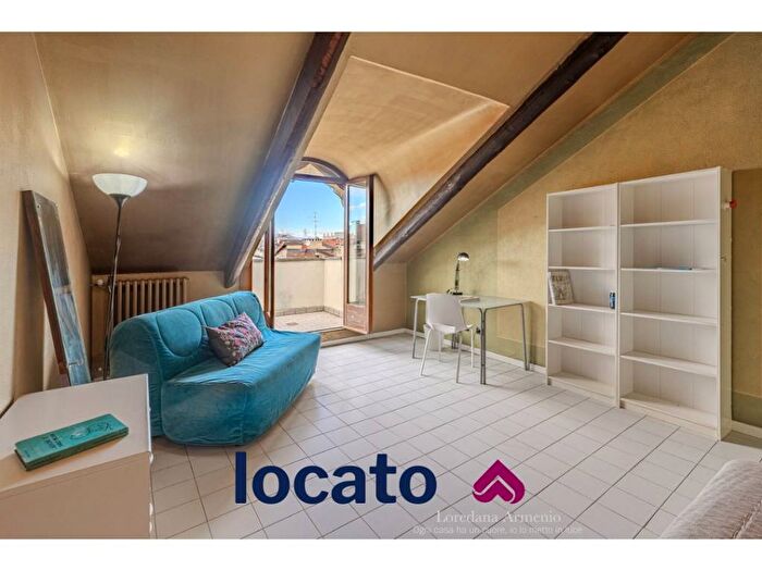 Appartamento con 5 locali in affitto in Cso Vittorio Emanuele II, Piazza Solferino, Torino