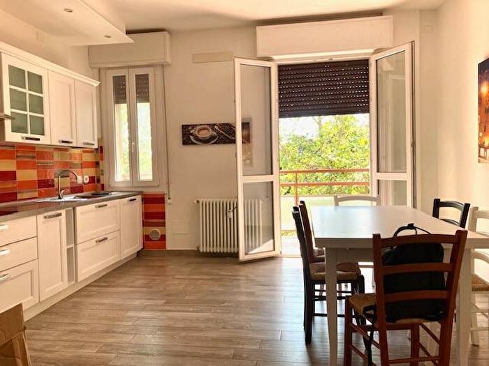 Appartamento con 5 locali in affitto in San Donato, Bologna