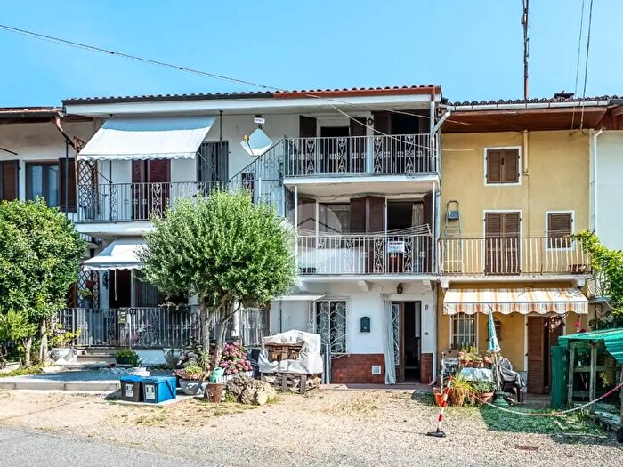 Casa con 5 locali in vendita in Via Gioacchino Rossini, Cafasse