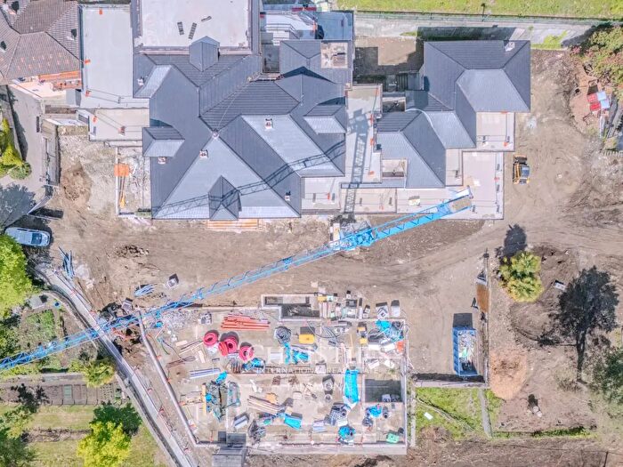 Appartamento quadrilocale in vendita in Via Scavini, Arizzano