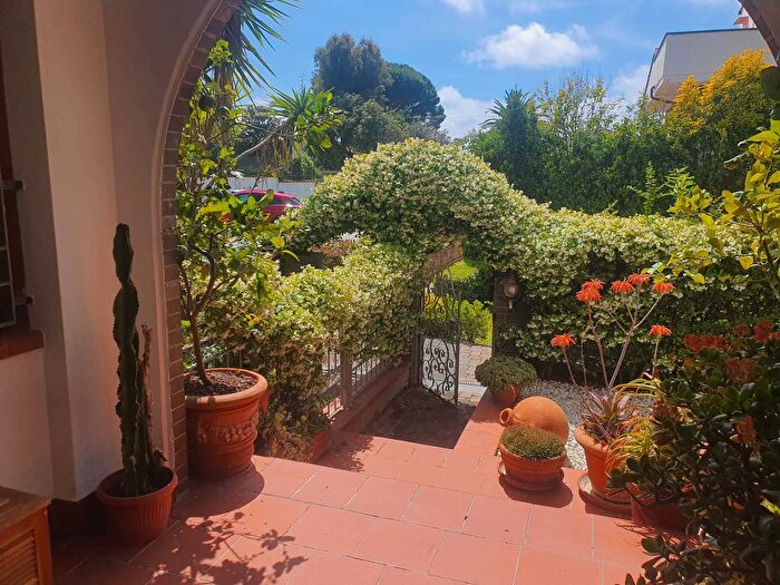 Casa quadrilocale in vendita in Livorno