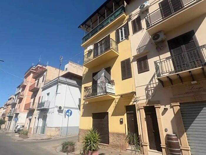 Casa con 5 locali in vendita in Corso dei Mille, Partinico