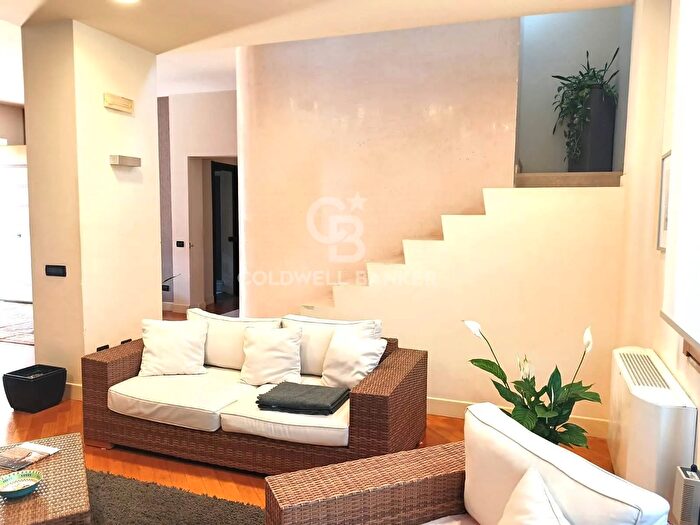 Casa con 7 locali in vendita in Via Passo Gatta C, Modica