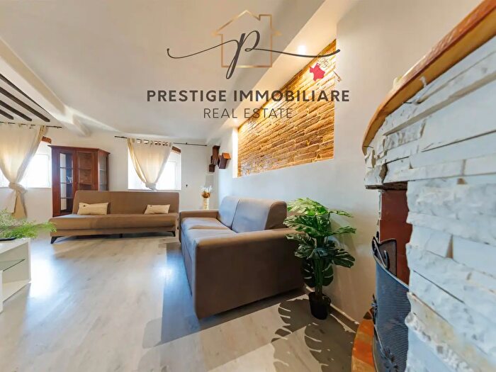 Appartamento trilocale in vendita in Livorno