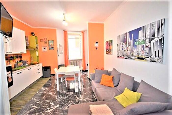 Appartamento quadrilocale in affitto in Vicolo SantAmbrogio, Centro Storico, Parma