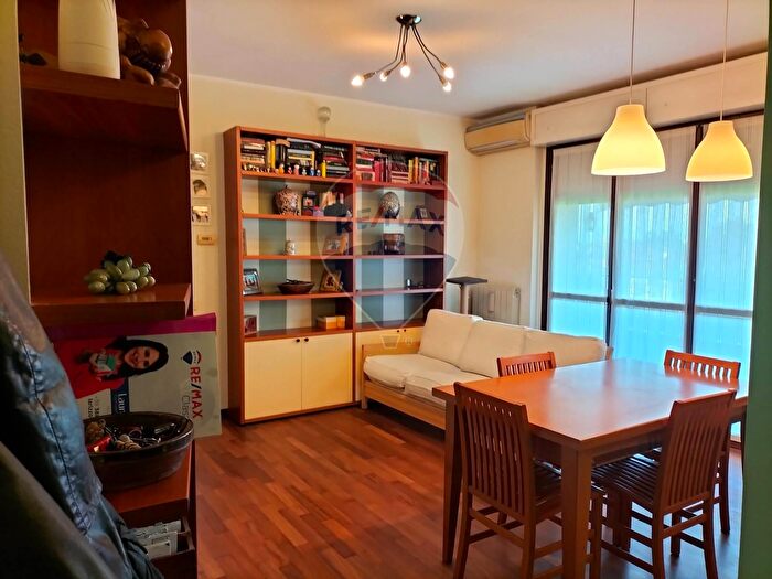 Appartamento trilocale in vendita in Via Ragazzi del, San Giorgio Su Legnano