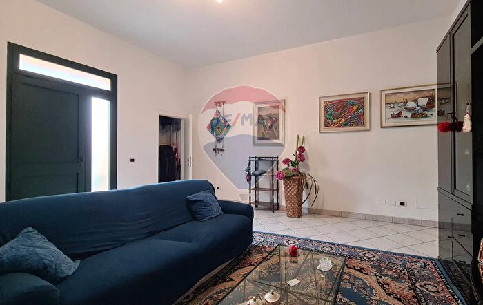 Casa con 8 locali in vendita in Via Domenico Cresti, Vinci