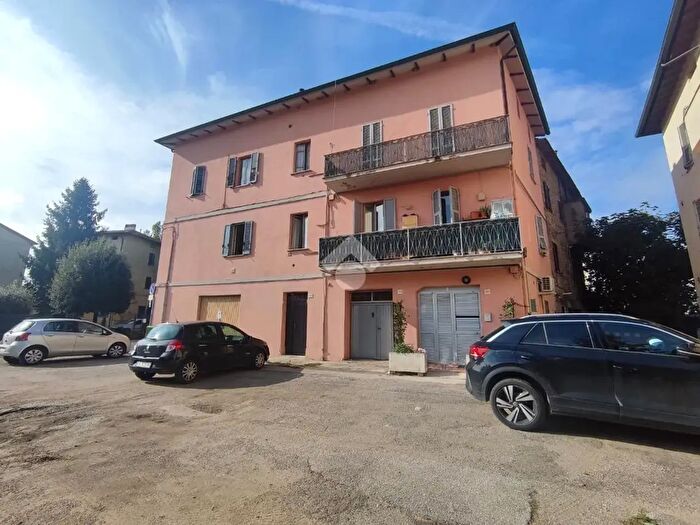 Appartamento trilocale in vendita in Via Ponte Vecchio, Perugia