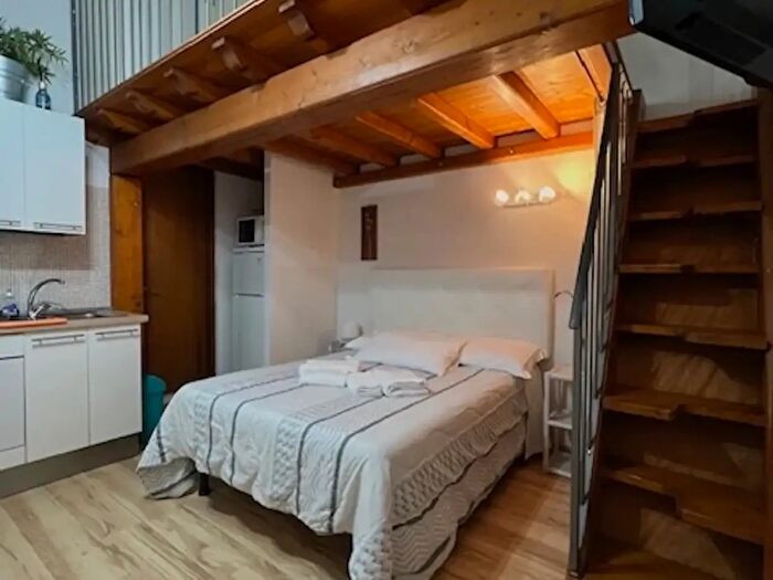 Appartamento monolocale in vendita in Via Guelfa, Firenze