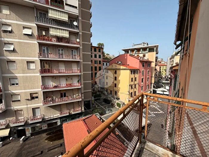 Appartamento quadrilocale in vendita in Via Sant'Agostino, La Spezia