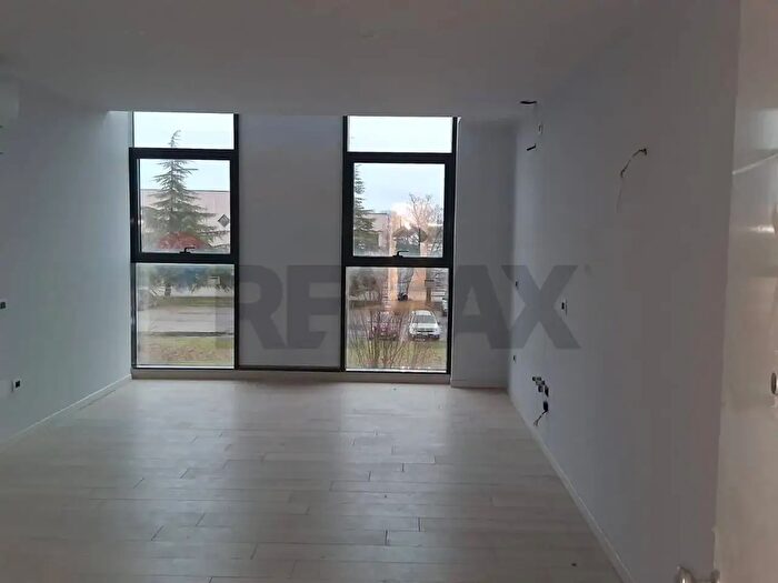 Appartamento bilocale in vendita in Via Leonardo da Vinci, Badia Polesine