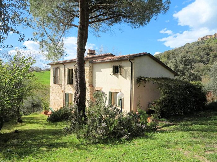 Casa con 9 locali in vendita in Strada Vicinale delle Banditelle, Civitella Paganico