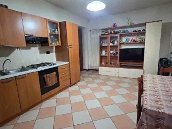 Appartamento trilocale in vendita in Piazza San Marco, Lonigo