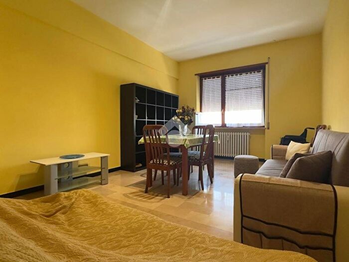 Appartamento quadrilocale in affitto in Via Dei Mille, Novi Ligure