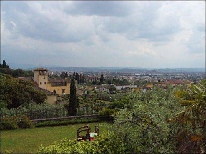 Casa quadrilocale in affitto in Castello, Firenze