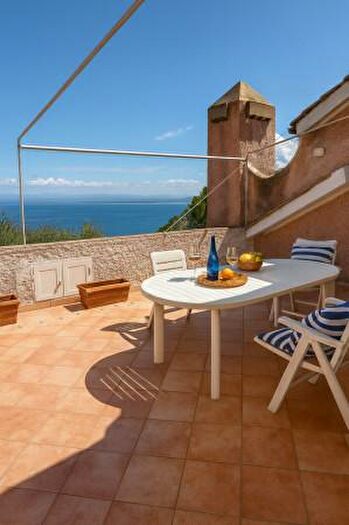 Appartamento con 6 locali in affitto in Via dellAppetito, Monte Argentario